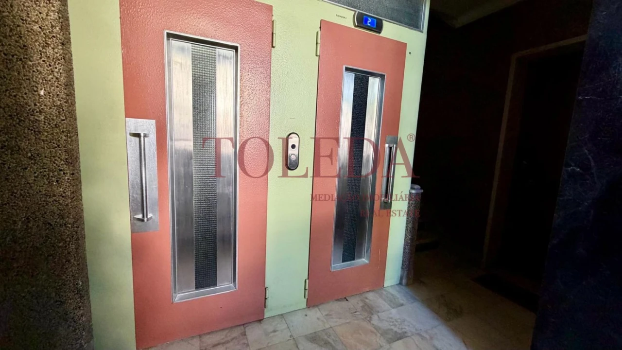 Apartamento T3 para Venda em Benfica Foto 43
