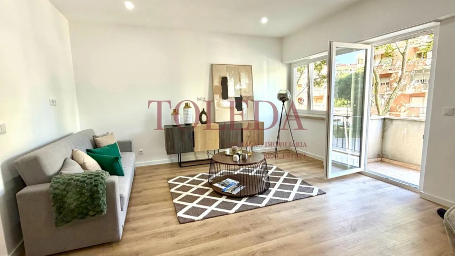 Apartamento T3 para Venda em Benfica Foto 40