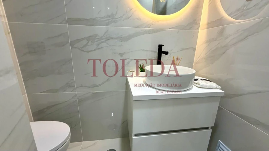 Apartamento T3 para Venda em Benfica Foto 21