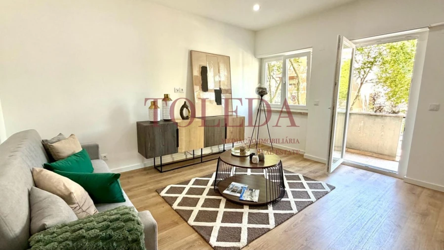 Apartamento T3 para Venda em Benfica Foto 6