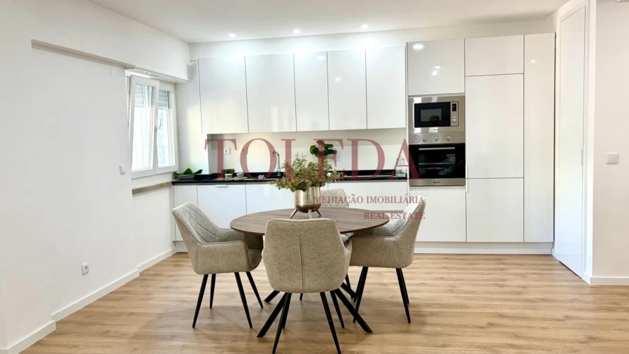 Apartamento T3 para Venda em Benfica Foto 30