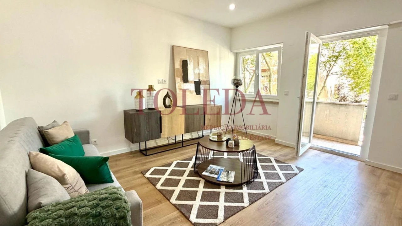 Apartamento T3 para Venda em Benfica Foto 6