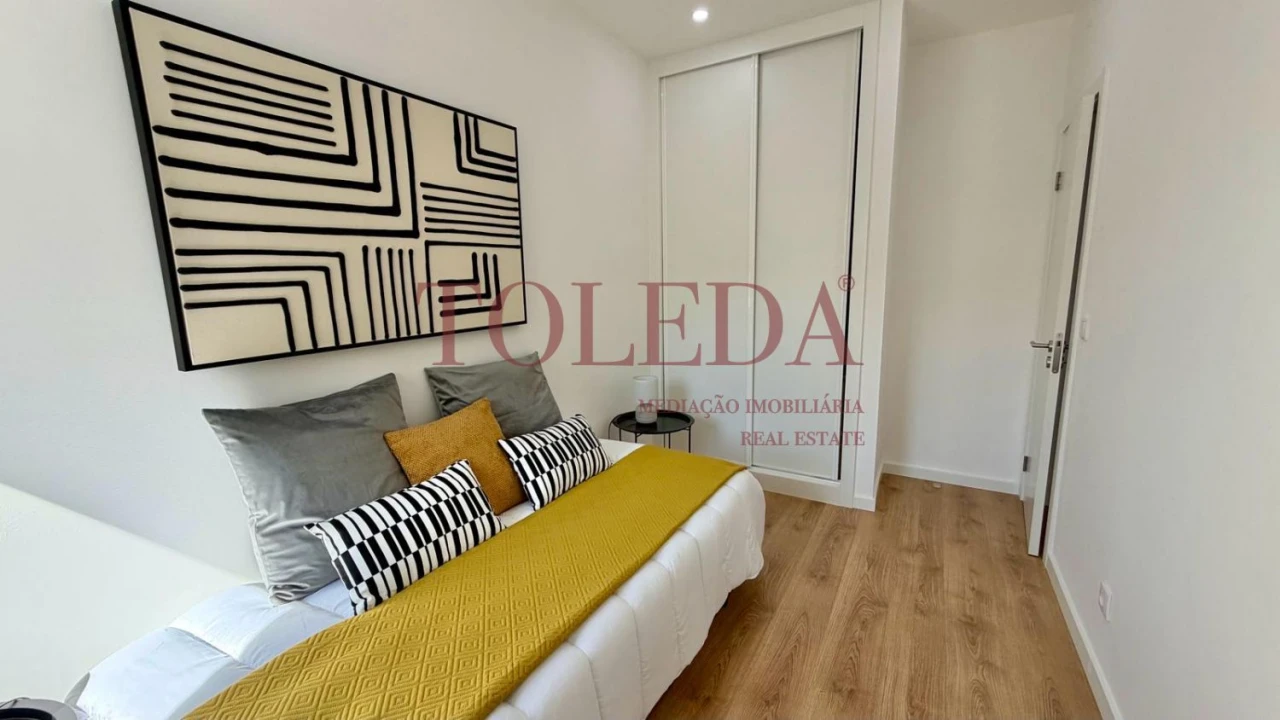 Apartamento T3 para Venda em Benfica Foto 16