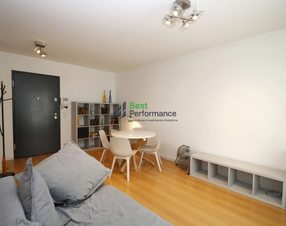 Apartamento T1 para Venda em Arroios Foto 1