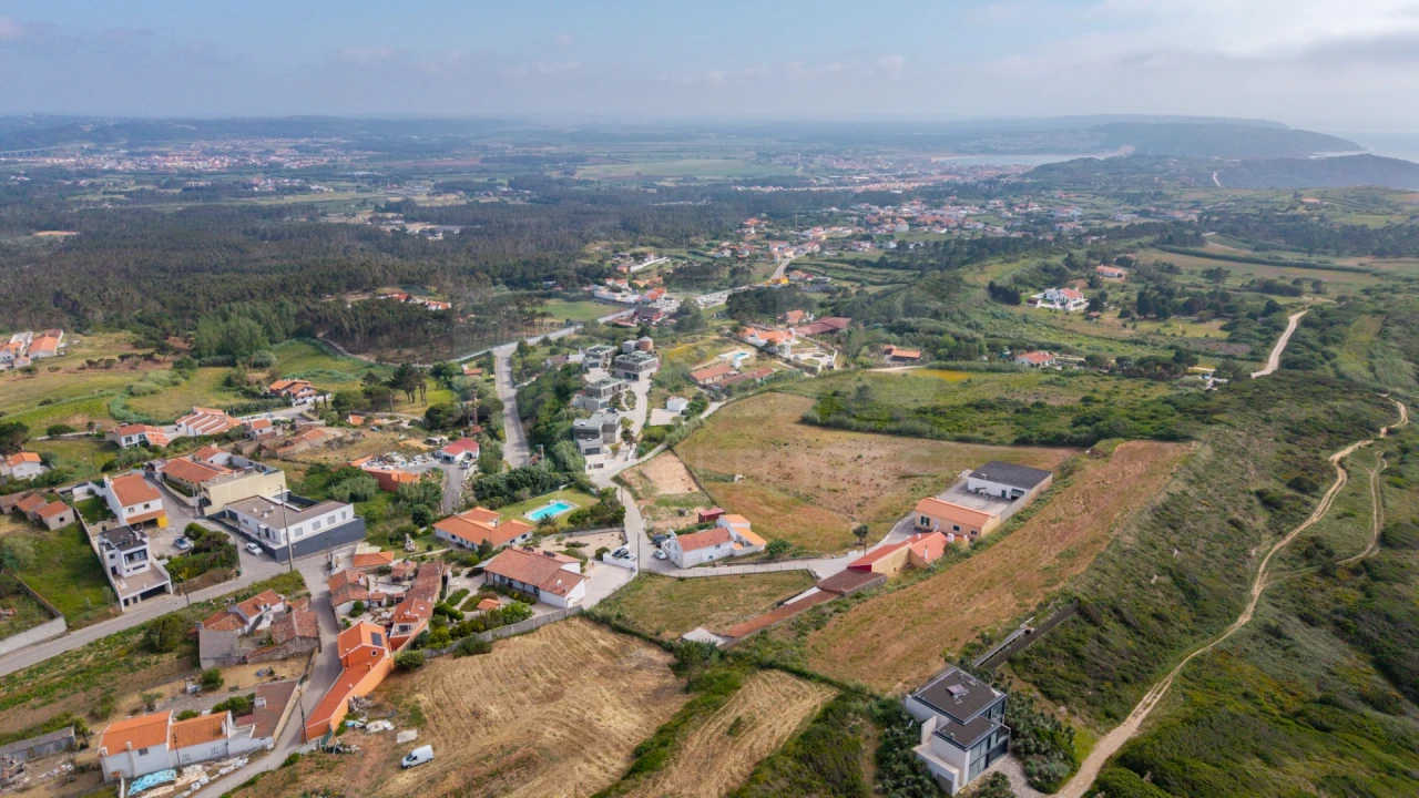 Moradia T4 para Venda em São Martinho do Porto Foto 5