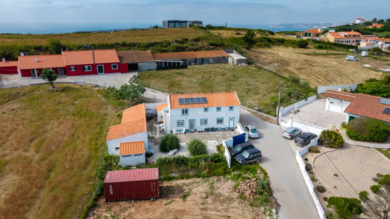 Moradia T4 para Venda em São Martinho do Porto Foto 3