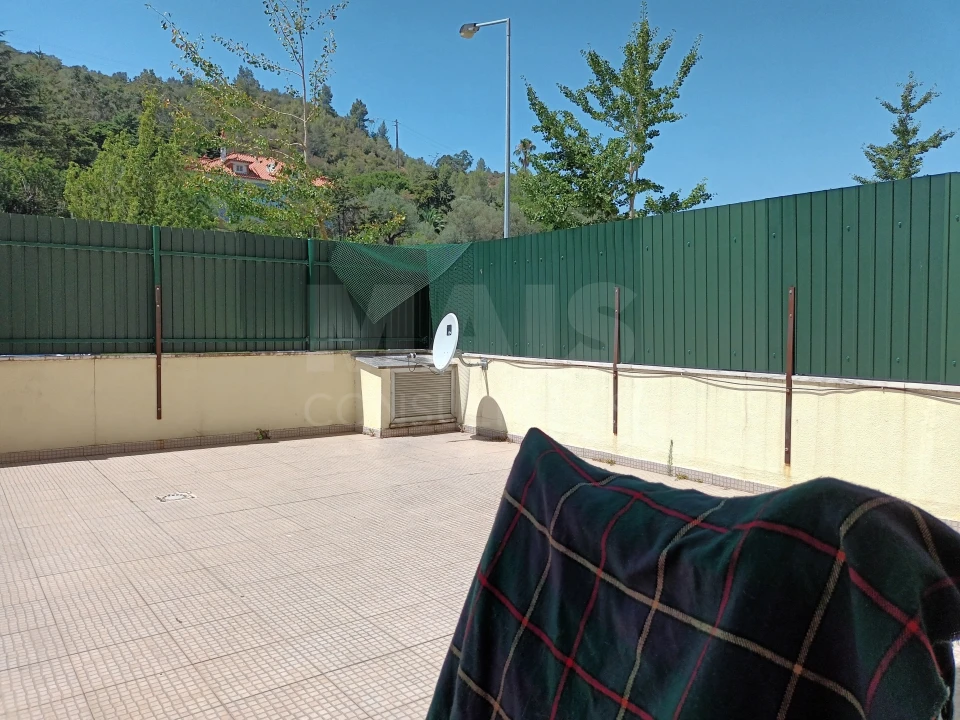 Loja para Venda em Castanheira do Ribatejo e Cachoeiras Foto 9