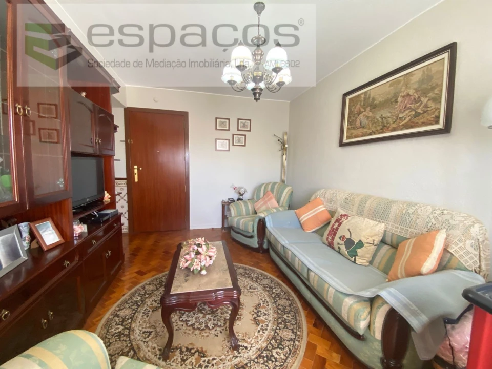 Apartamento T3 para Venda em Olivais Foto 2