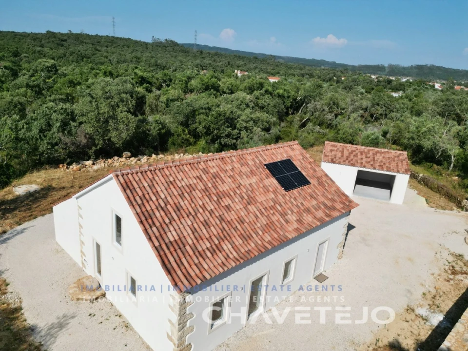 Moradia T3 para Venda em Areias e Pias Foto 1