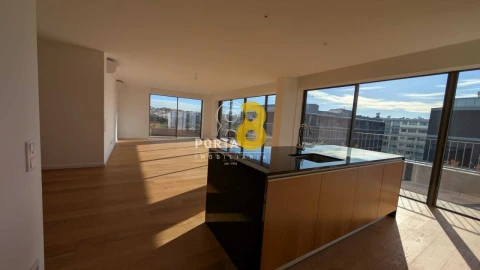 Apartamento T4 para Venda em Matosinhos e Leça da Palmeira