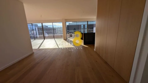 Apartamento T4 para Venda em Matosinhos e Leça da Palmeira