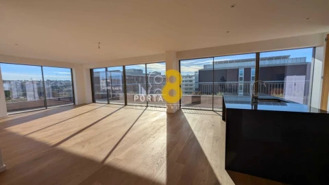 Apartamento T4 para Venda em Matosinhos e Leça da Palmeira