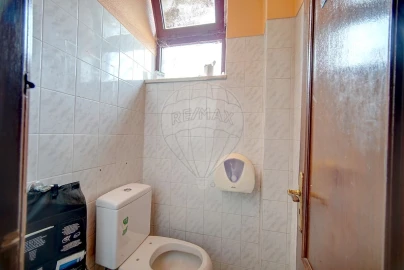 Loja para Venda em Baixa da Banheira e Vale da Amoreira