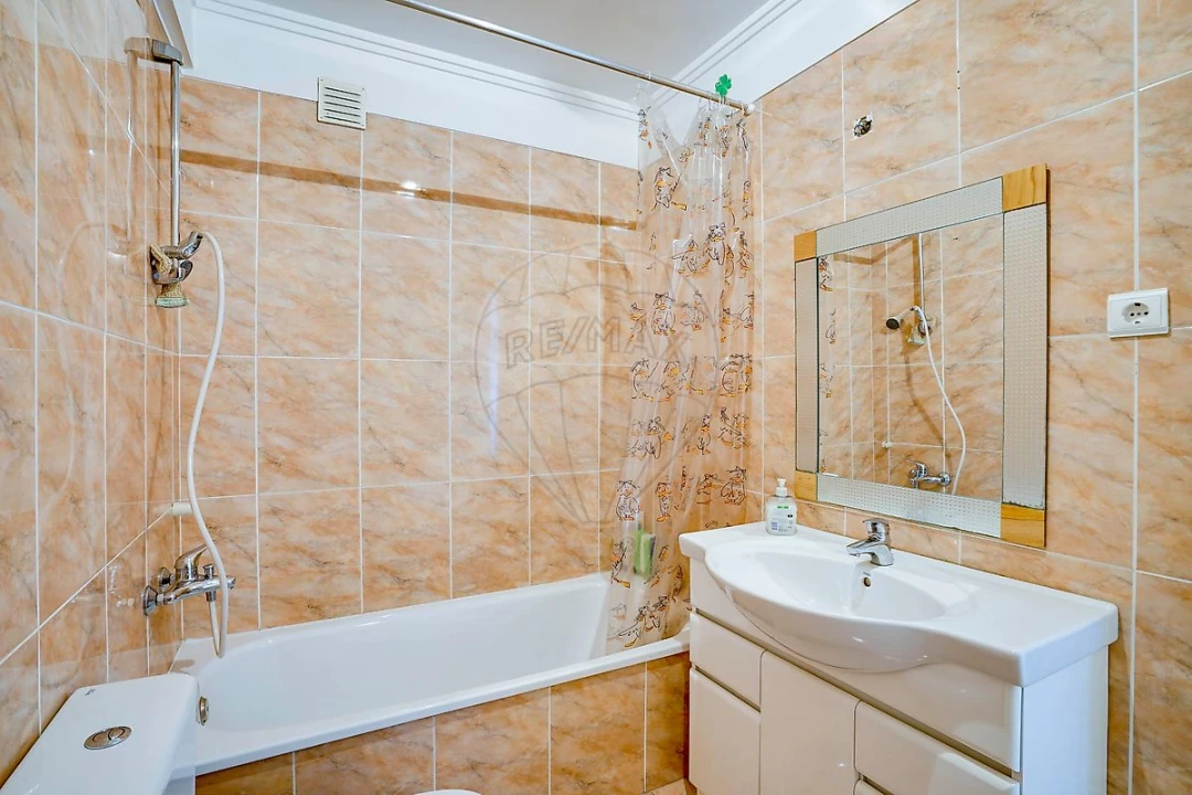 Apartamento T3 para Venda em Odivelas Foto 12