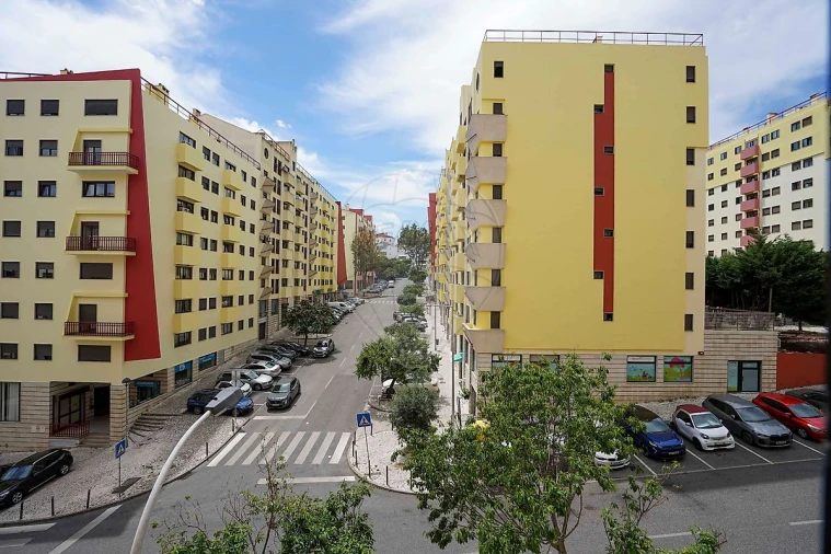 Apartamento T3 para Venda em Odivelas Foto 15