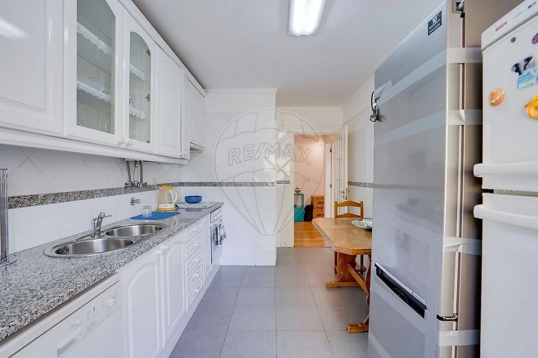 Apartamento T3 para Venda em Odivelas Foto 6