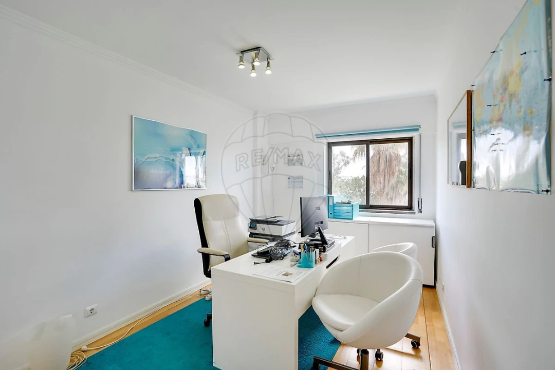 Apartamento T3 para Venda em Odivelas Foto 8