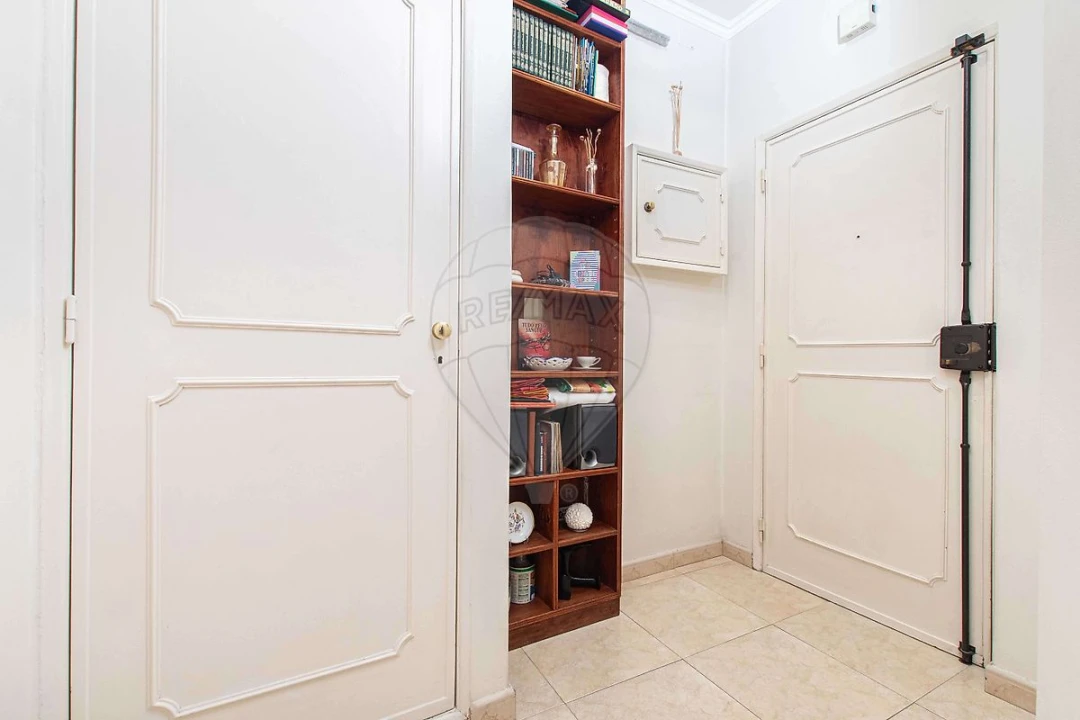 Apartamento T2 para Venda em Parque das Nações Foto 13