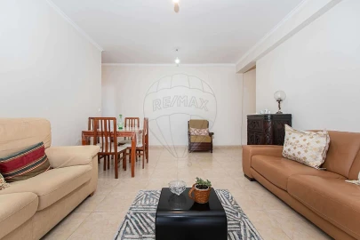 Apartamento T2 para Venda em Parque das Nações