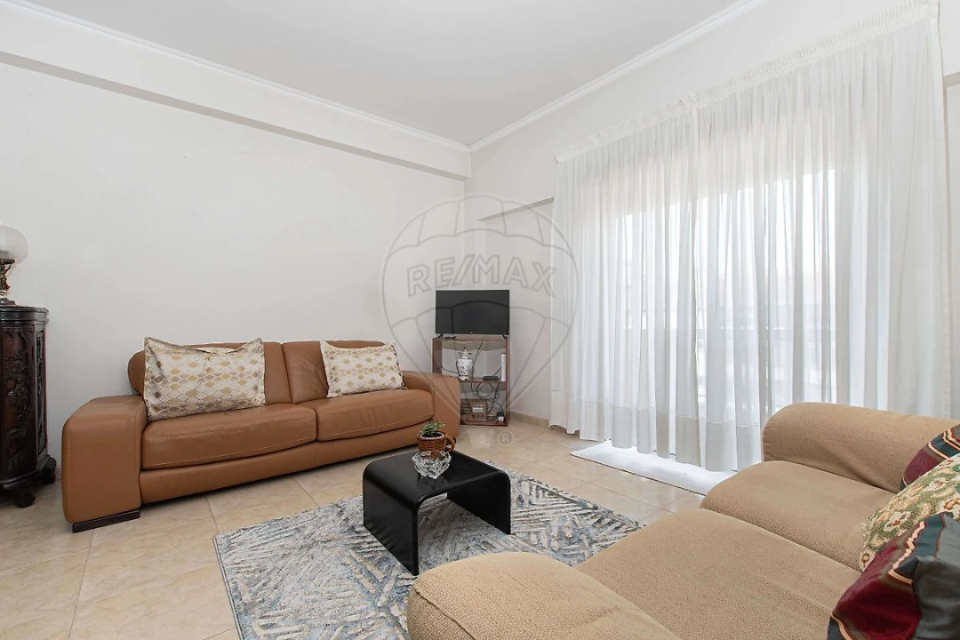 Apartamento T2 para Venda em Parque das Nações Foto 12