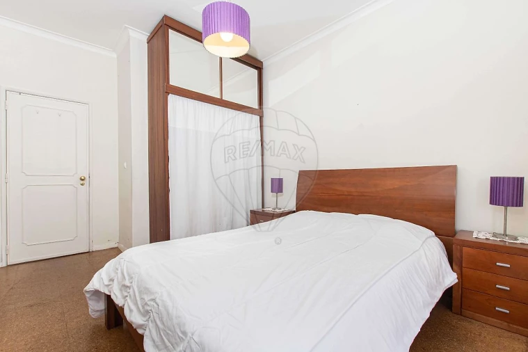 Apartamento T2 para Venda em Parque das Nações Foto 2