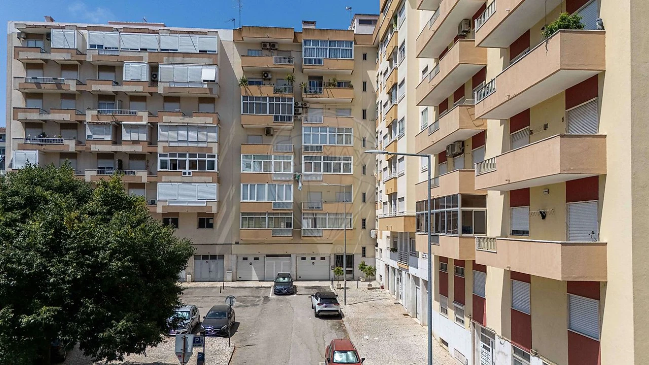 Apartamento T2 para Venda em Parque das Nações Foto 22