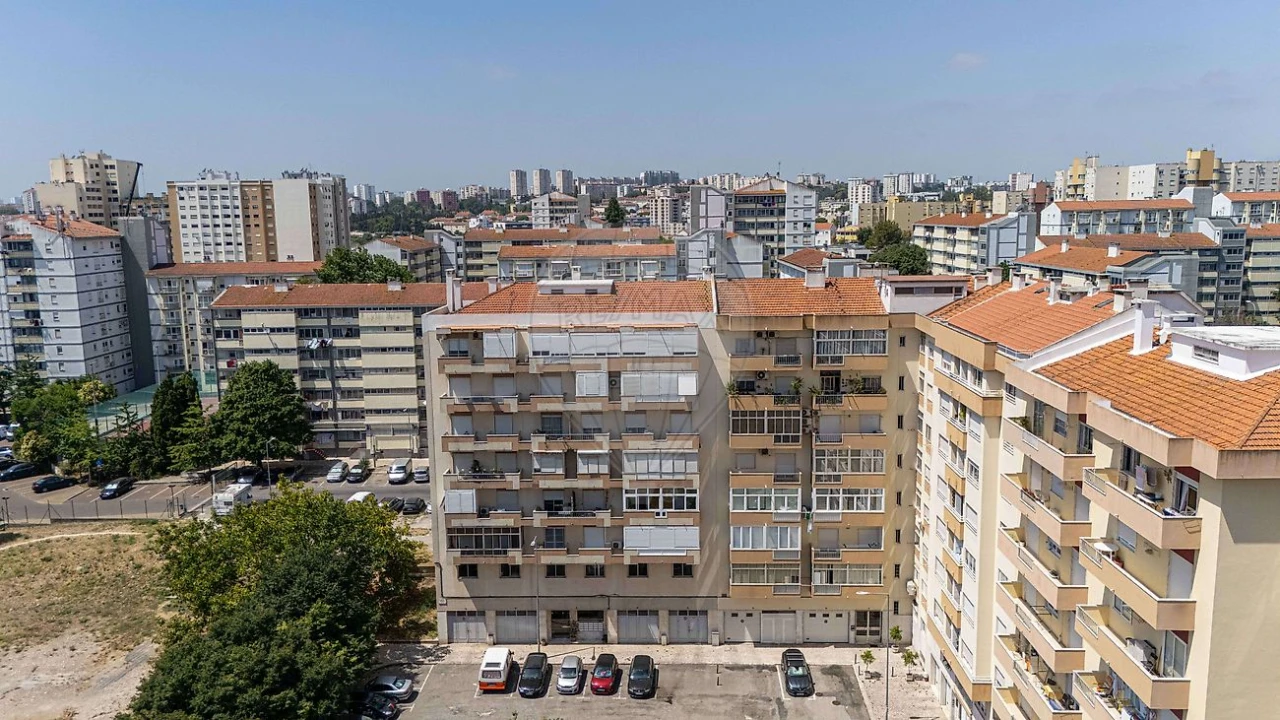 Apartamento T2 para Venda em Parque das Nações Foto 25