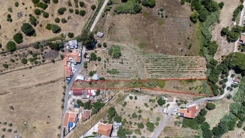 Terreno para Venda em Carregado e Cadafais