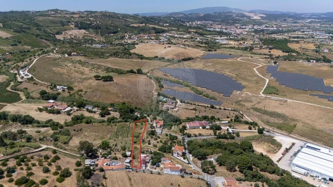 Terreno para Venda em Carregado e Cadafais
