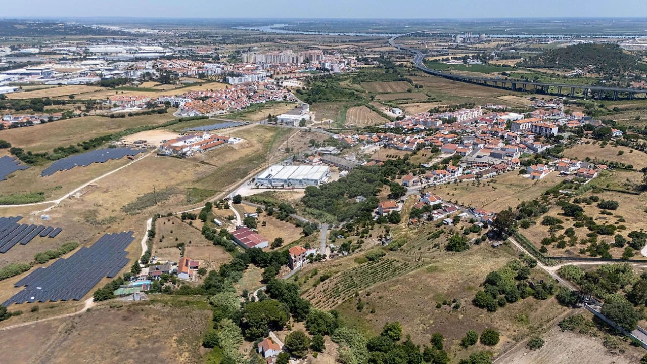 Terreno para Venda em Carregado e Cadafais Foto 7