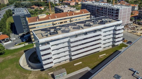 Apartamento T2 para Arrendamento em Santa Marinha e São Pedro da Afurada