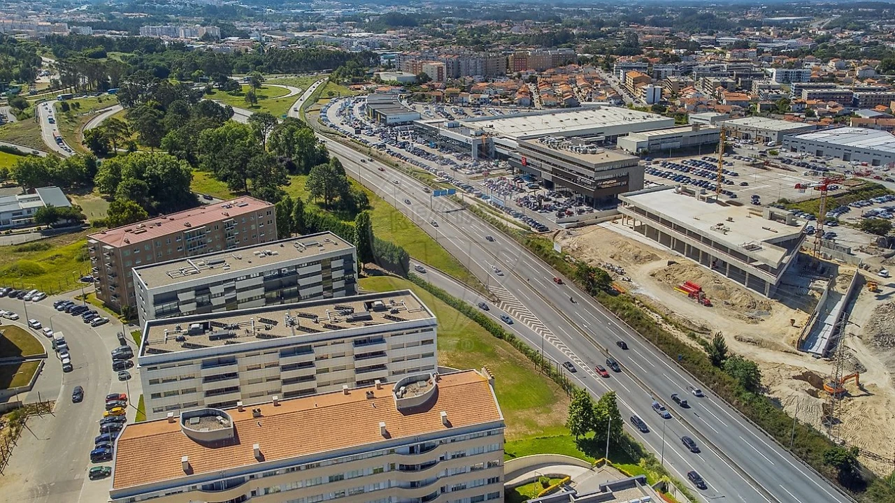 Apartamento T2 para Arrendamento em Santa Marinha e São Pedro da Afurada Foto 12