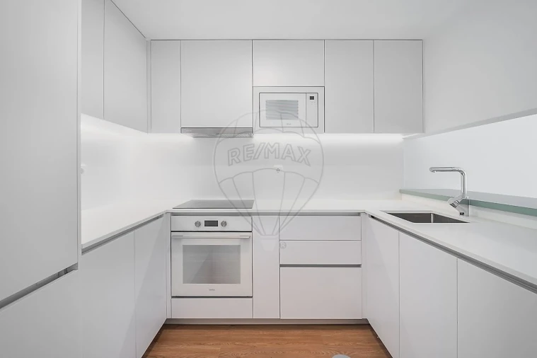 Apartamento T2 para Arrendamento em Santa Marinha e São Pedro da Afurada Foto 16