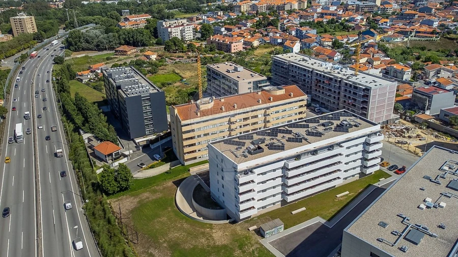 Apartamento T2 para Arrendamento em Santa Marinha e São Pedro da Afurada Foto 9