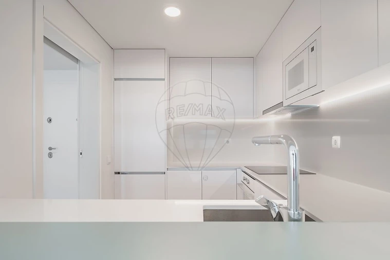 Apartamento T2 para Arrendamento em Santa Marinha e São Pedro da Afurada Foto 18