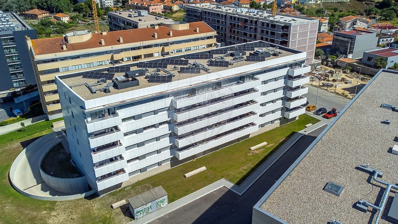 Apartamento T2 para Arrendamento em Santa Marinha e São Pedro da Afurada Foto 7