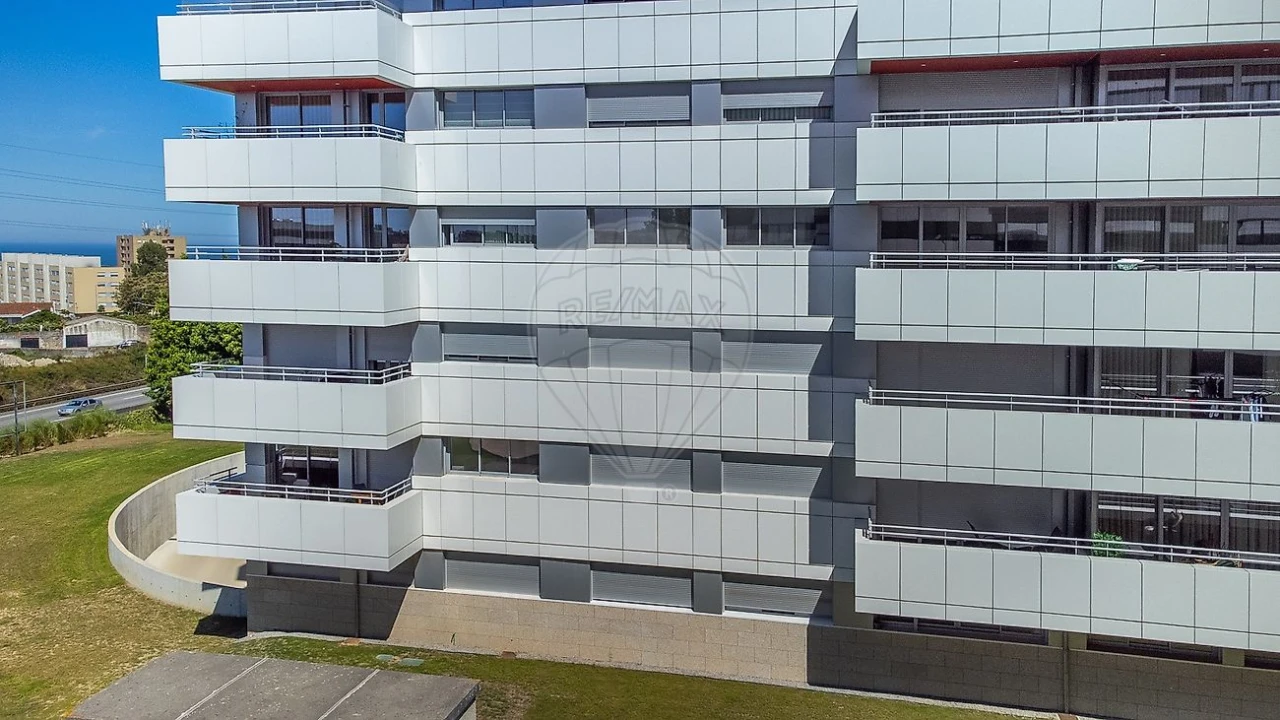 Apartamento T2 para Arrendamento em Santa Marinha e São Pedro da Afurada Foto 14