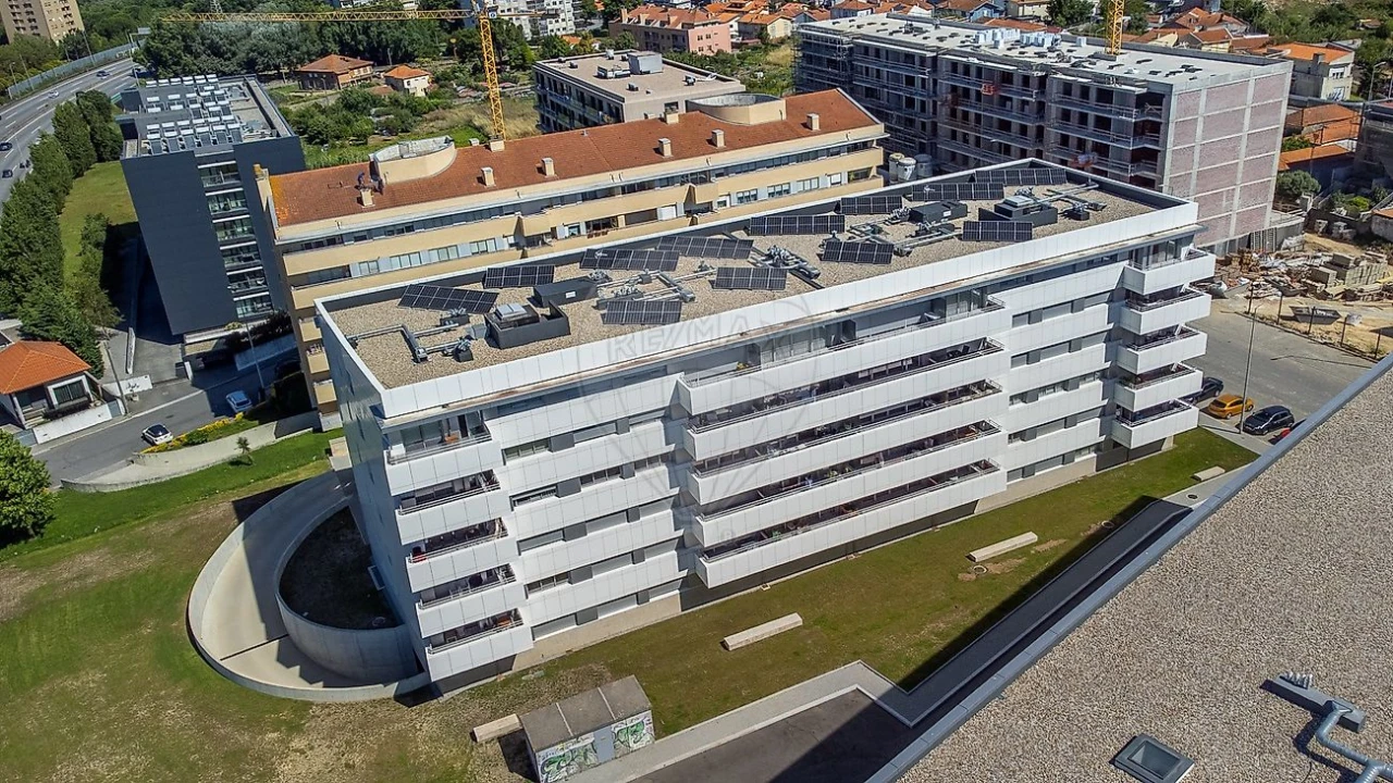 Apartamento T2 para Arrendamento em Santa Marinha e São Pedro da Afurada Foto 6