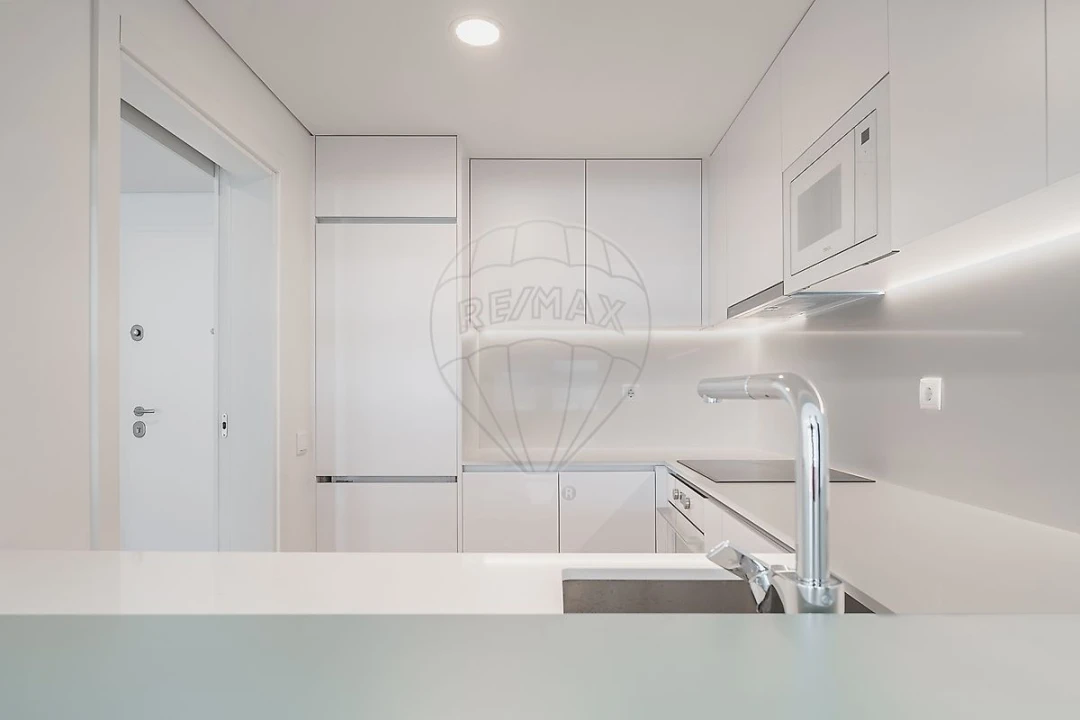 Apartamento T2 para Arrendamento em Santa Marinha e São Pedro da Afurada Foto 18