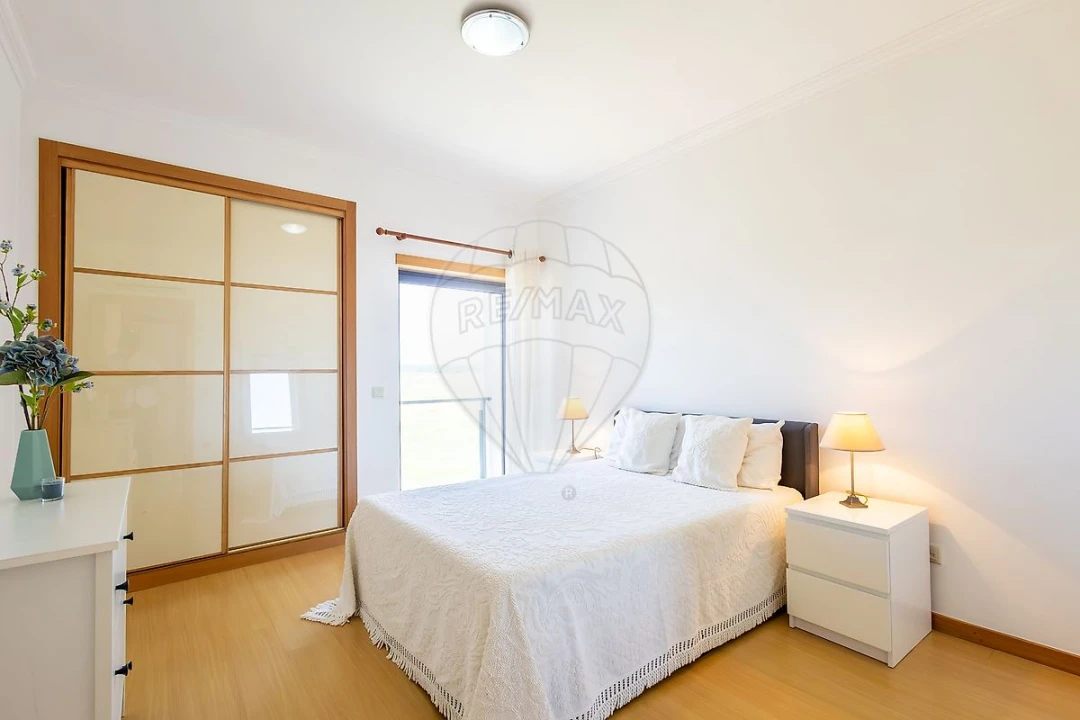 Apartamento T3 para Venda em São Martinho do Porto Foto 23
