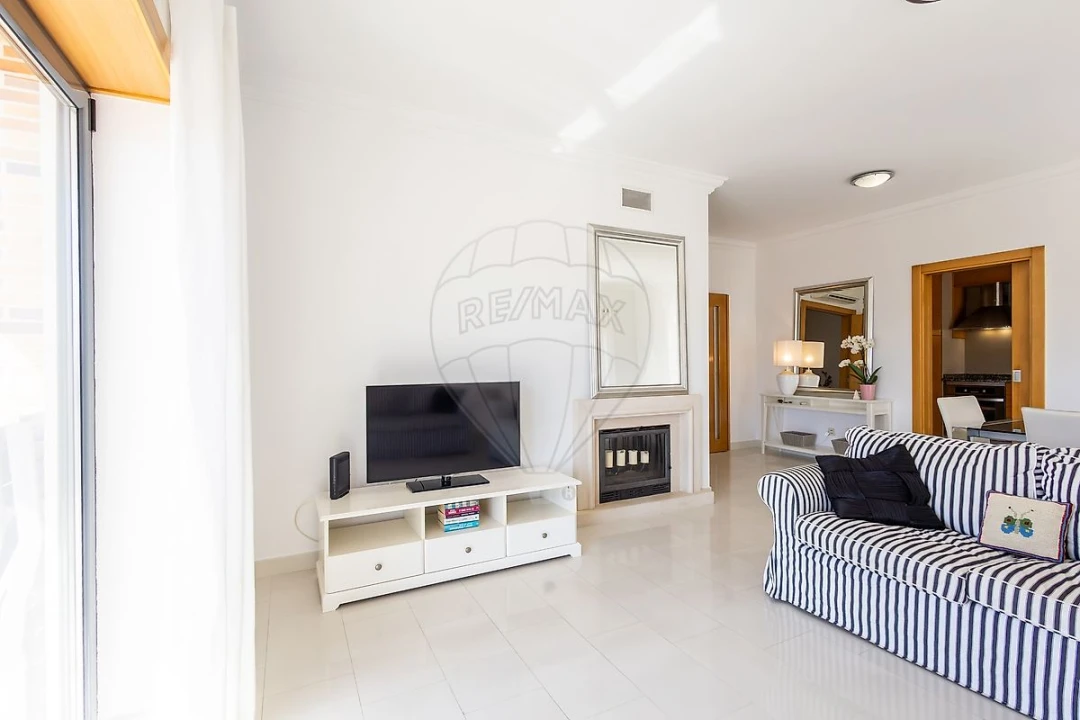 Apartamento T3 para Venda em São Martinho do Porto Foto 10