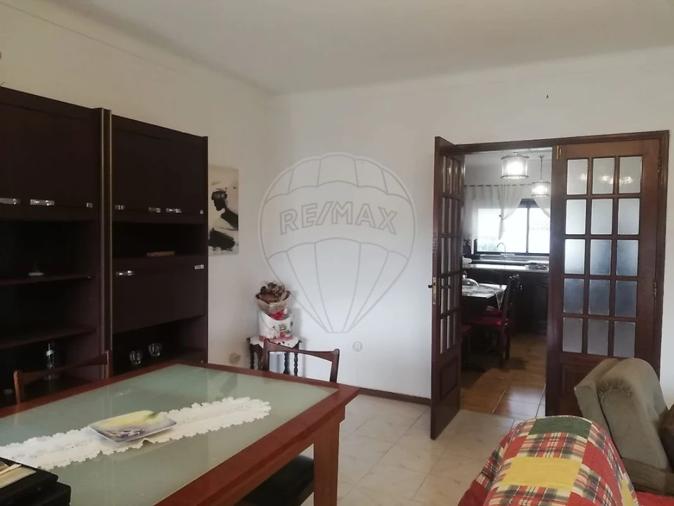 Moradia T4 para Arrendamento em Benedita Foto 4