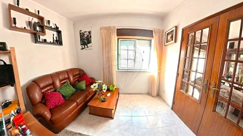 Apartamento T3 para Venda em Samora Correia