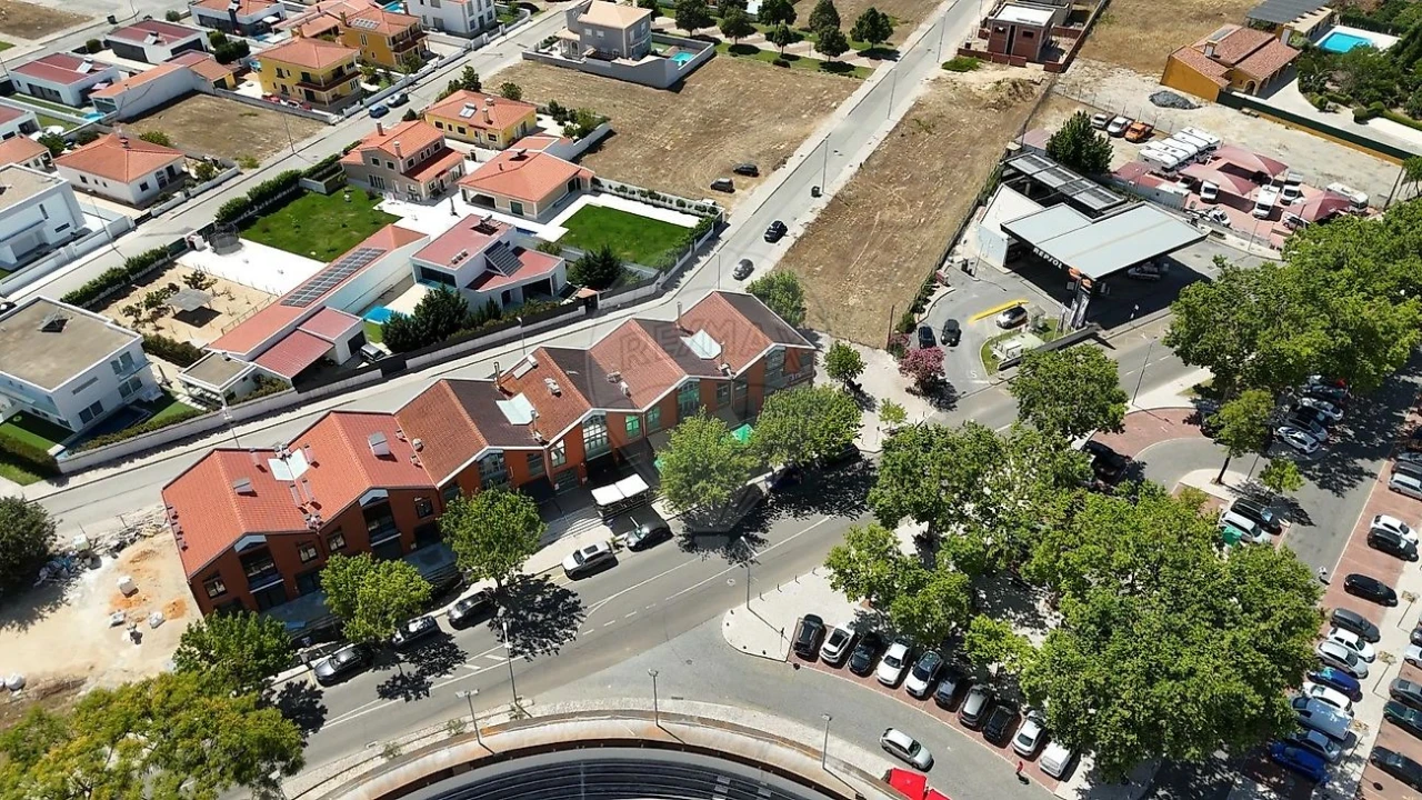 Loja para Venda em Almeirim Foto 18