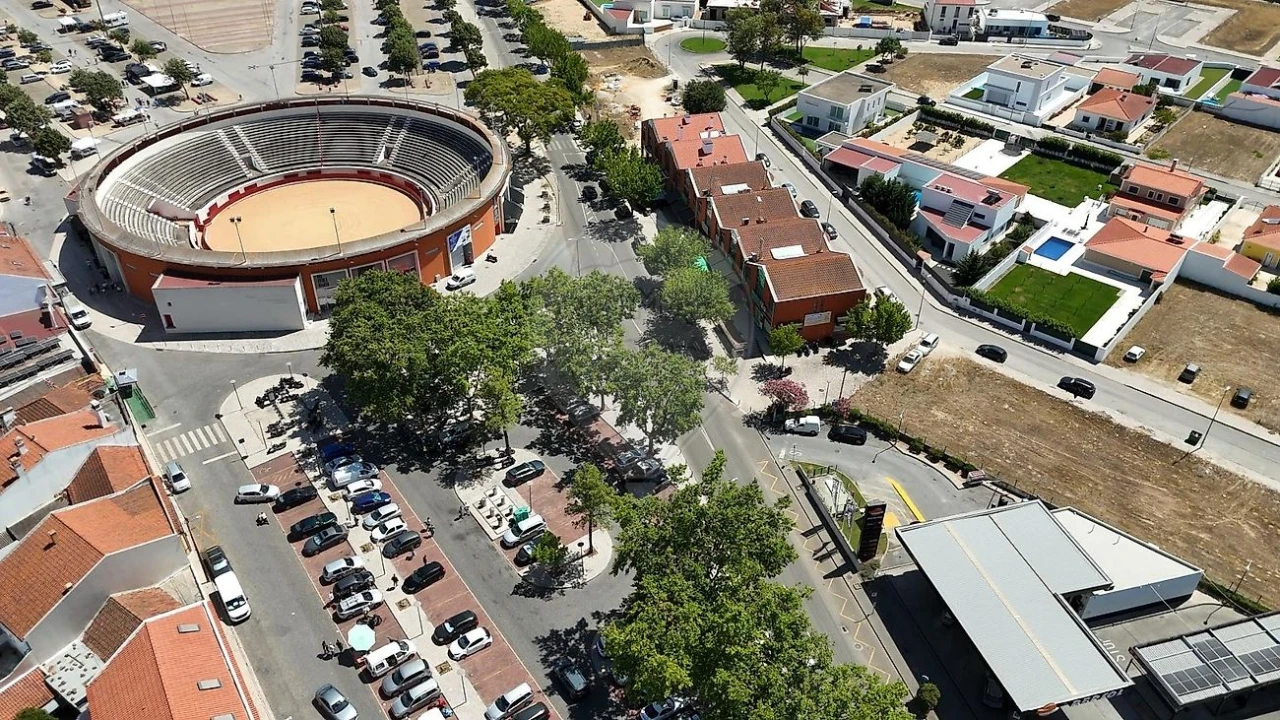 Loja para Venda em Almeirim Foto 29
