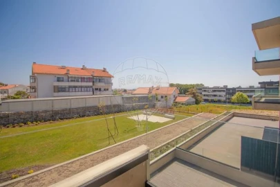 Apartamento T2 para Arrendamento em Canidelo