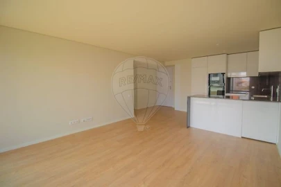 Apartamento T2 para Arrendamento em Canidelo