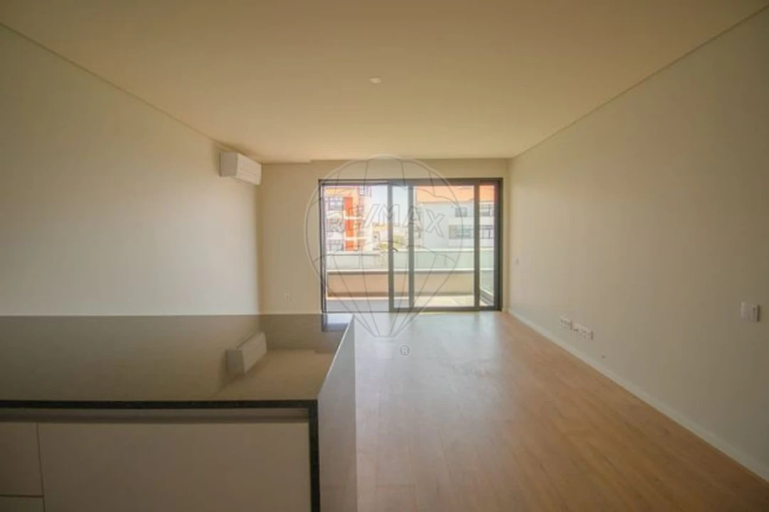 Apartamento T2 para Arrendamento em Canidelo Foto 5