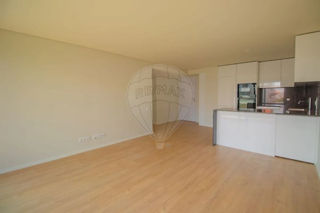 Apartamento T2 para Arrendamento em Canidelo Foto 6