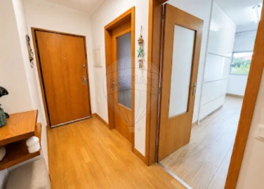 Apartamento T3 para Venda em Pedrouços
